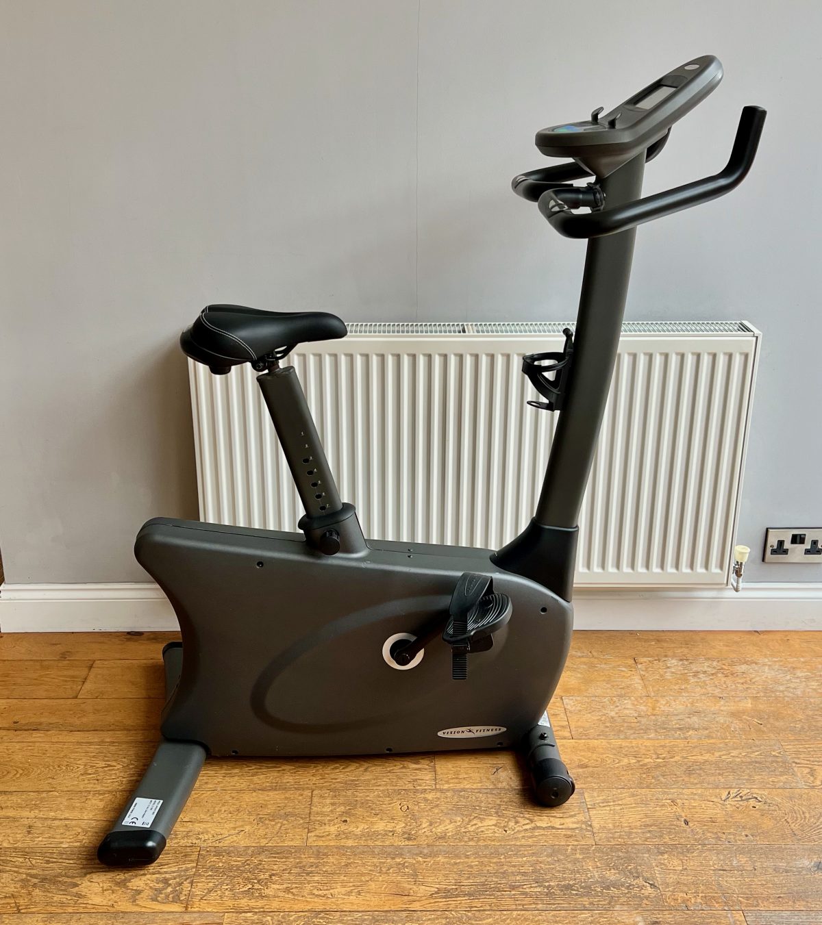 Fitness bike e1500 sale