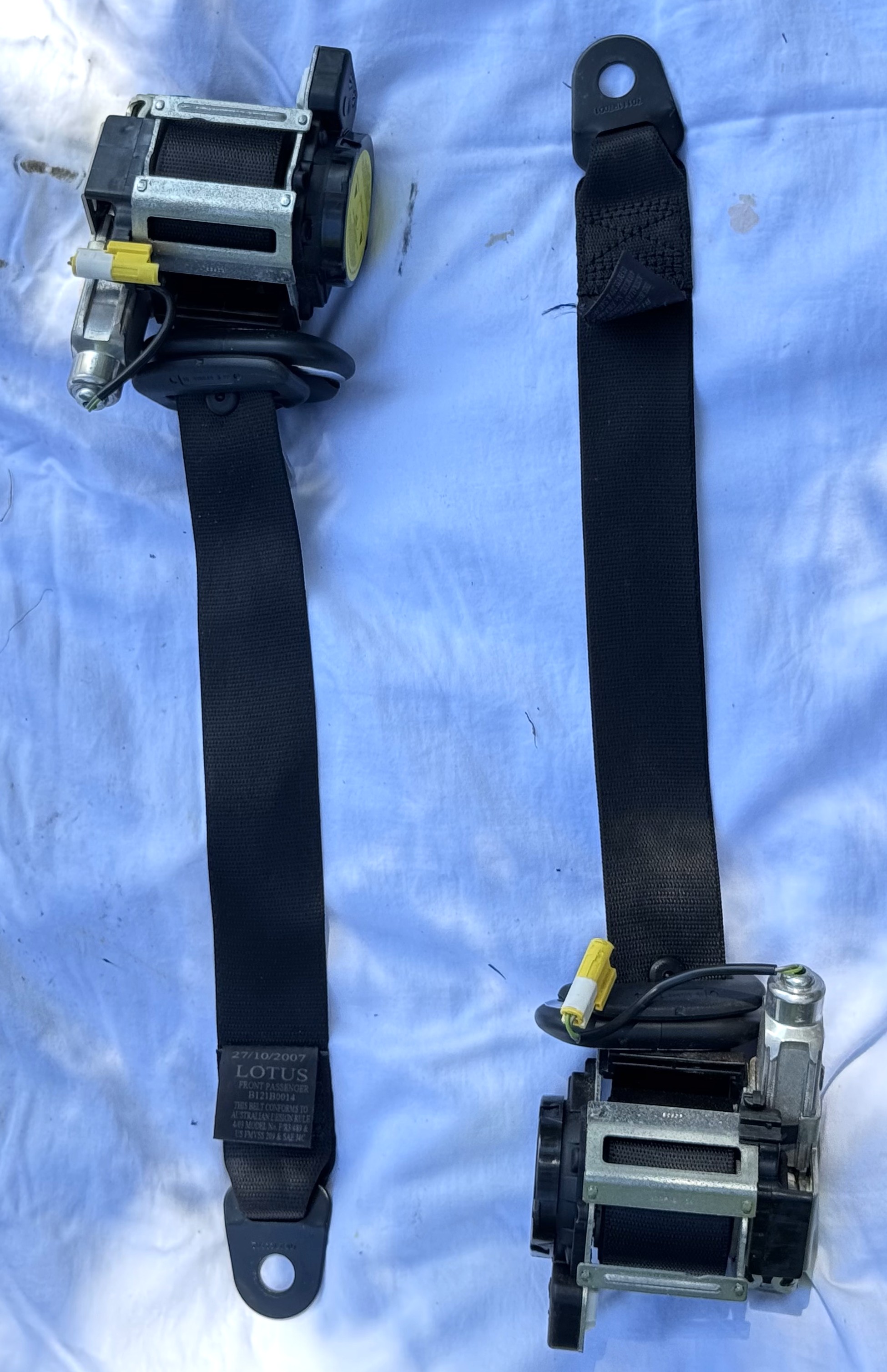 Exige S2 Seatbelts 01