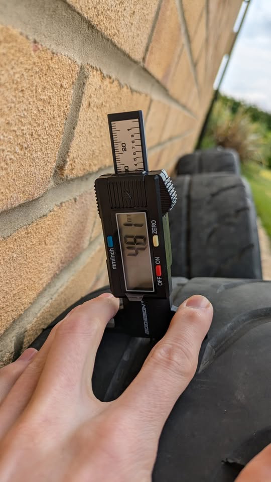 Tread depth