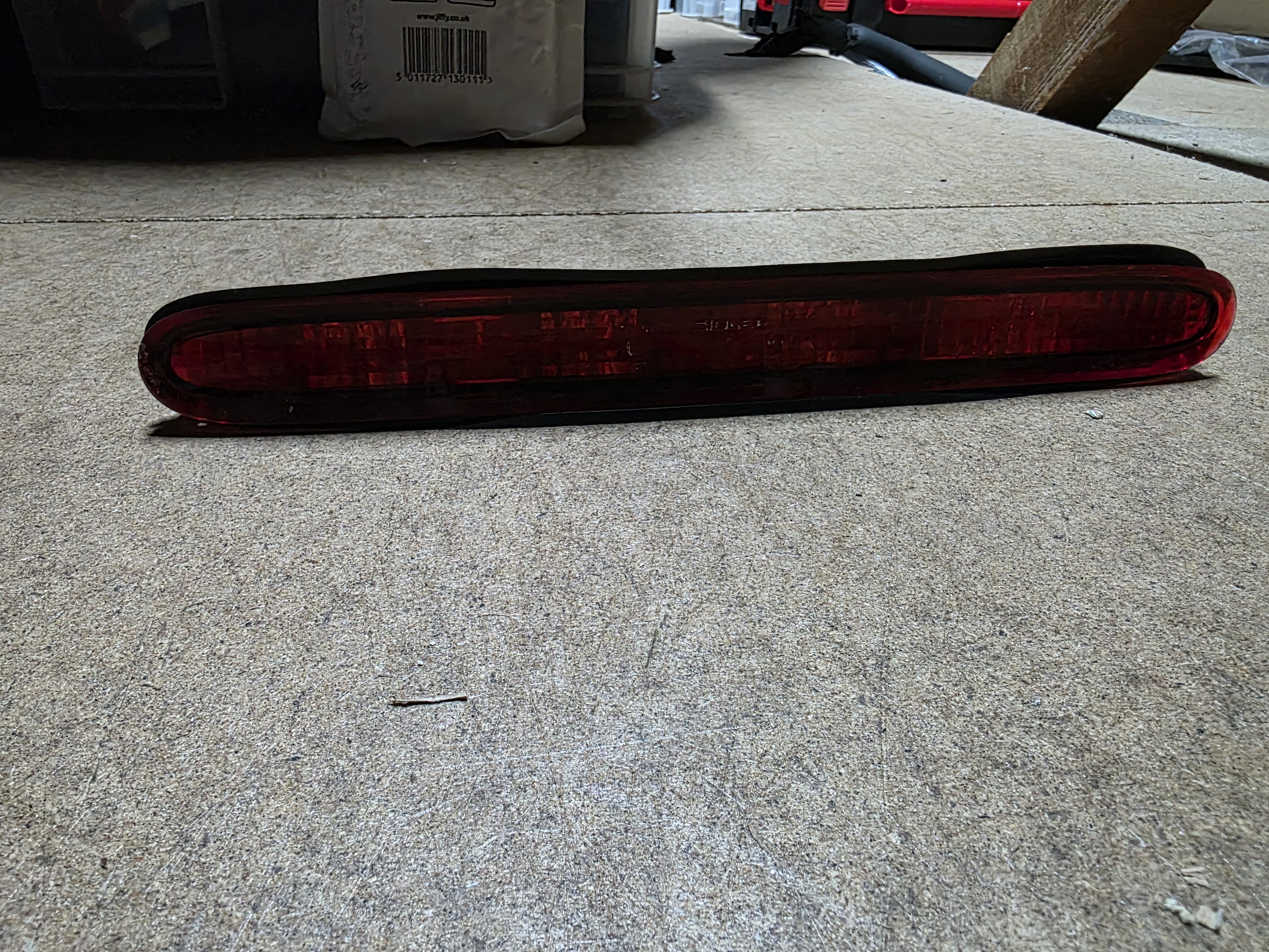 1000118054