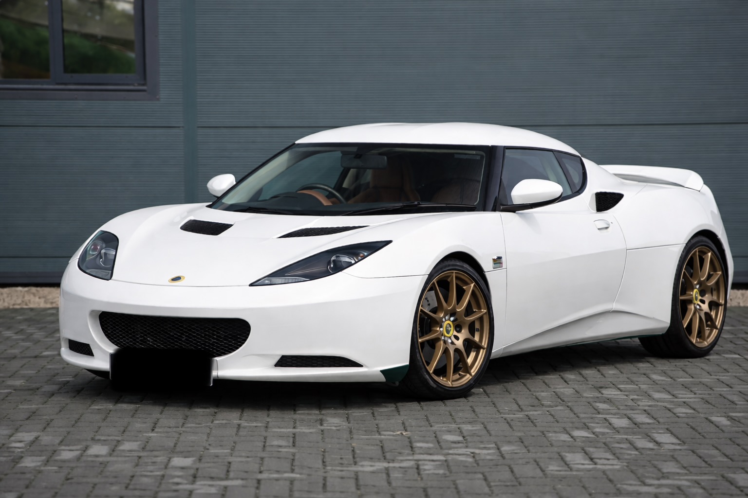 7D52A59B-EA2D-484F-B17F-5C779857A809