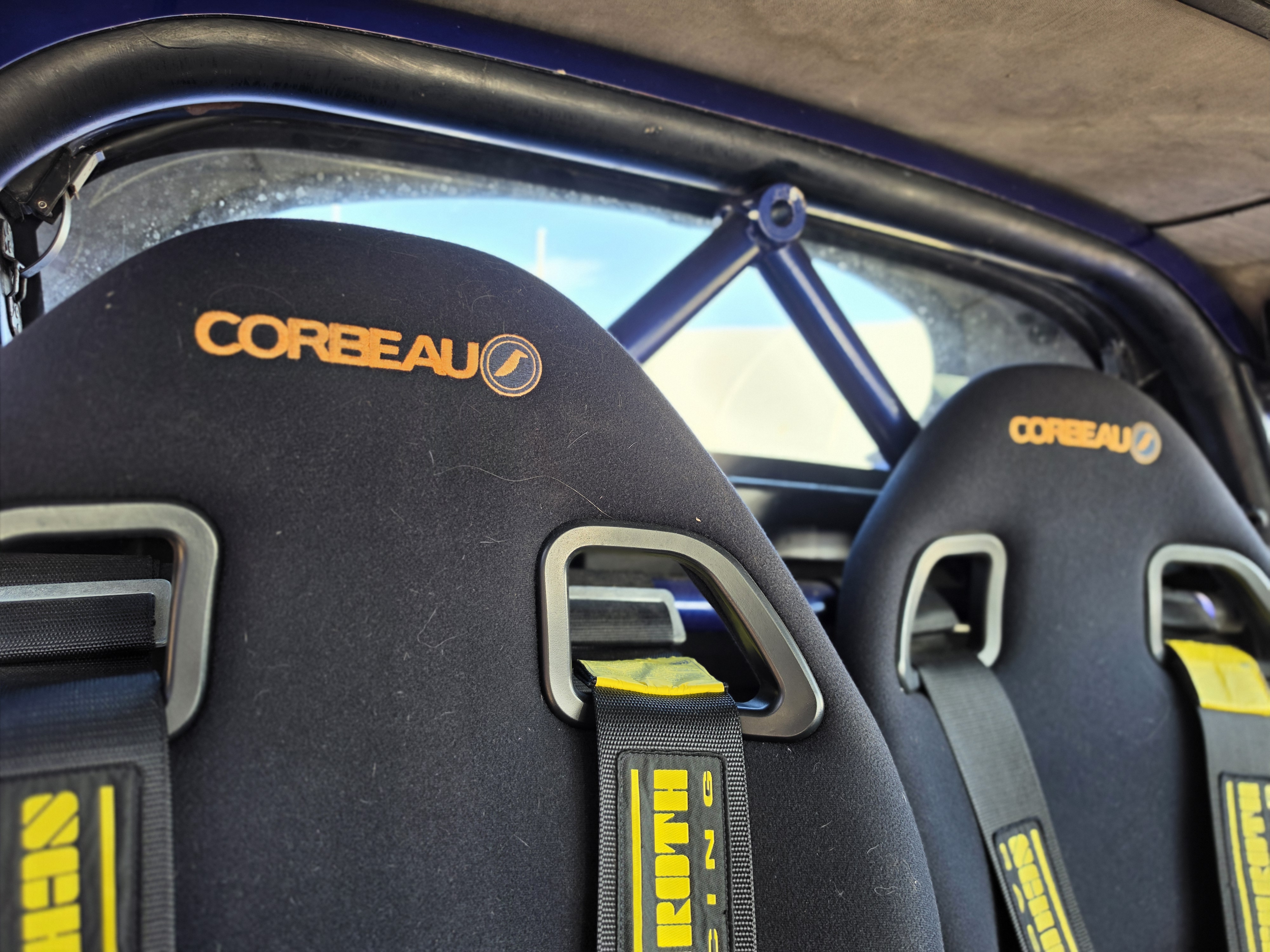 Image_6_-_Interior_seats[1]