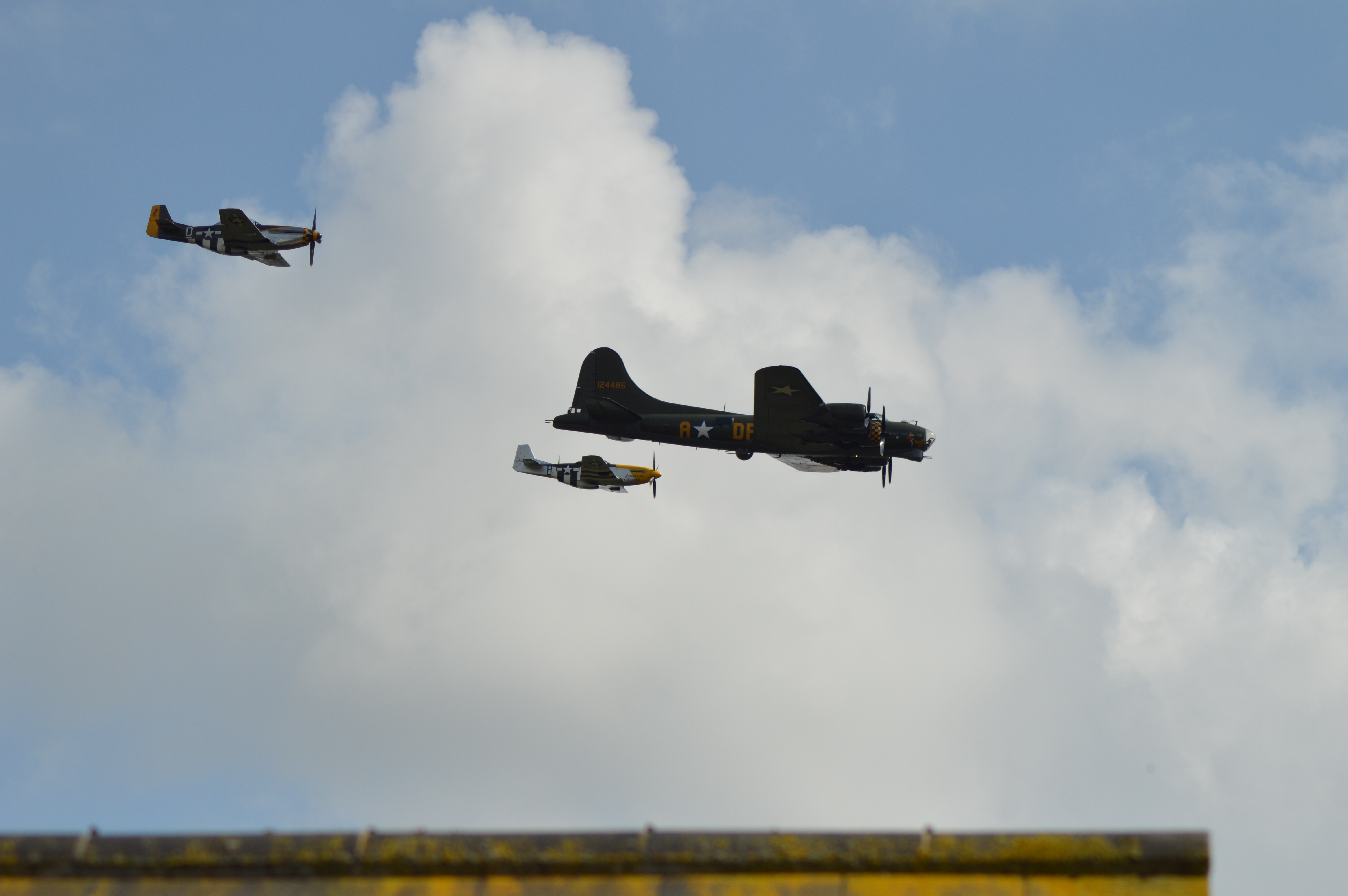 TF-51D, B17, P-51D 4